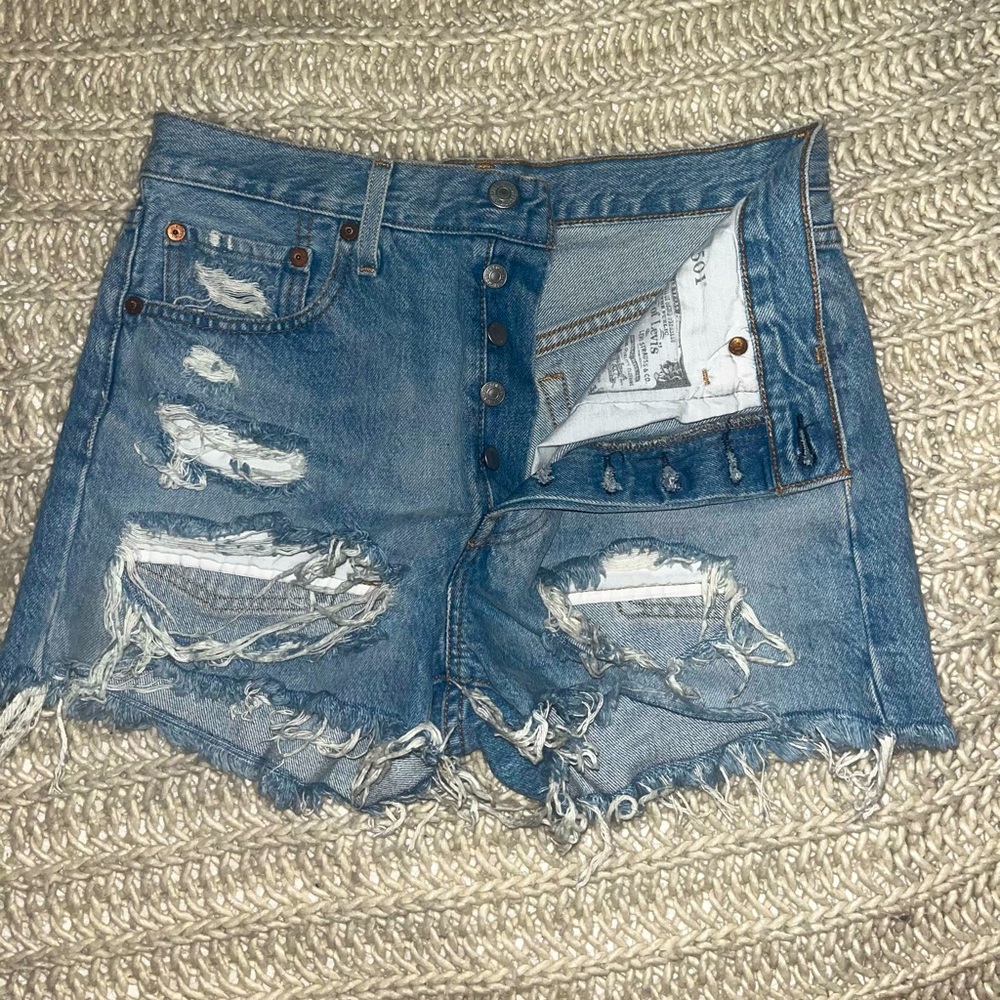 Levi Shorts